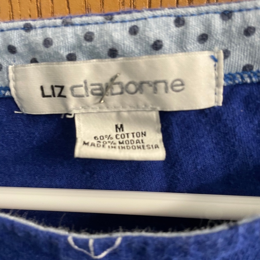Liz Claiborne Royal Blue Anchor top - Picture 4 of 4
